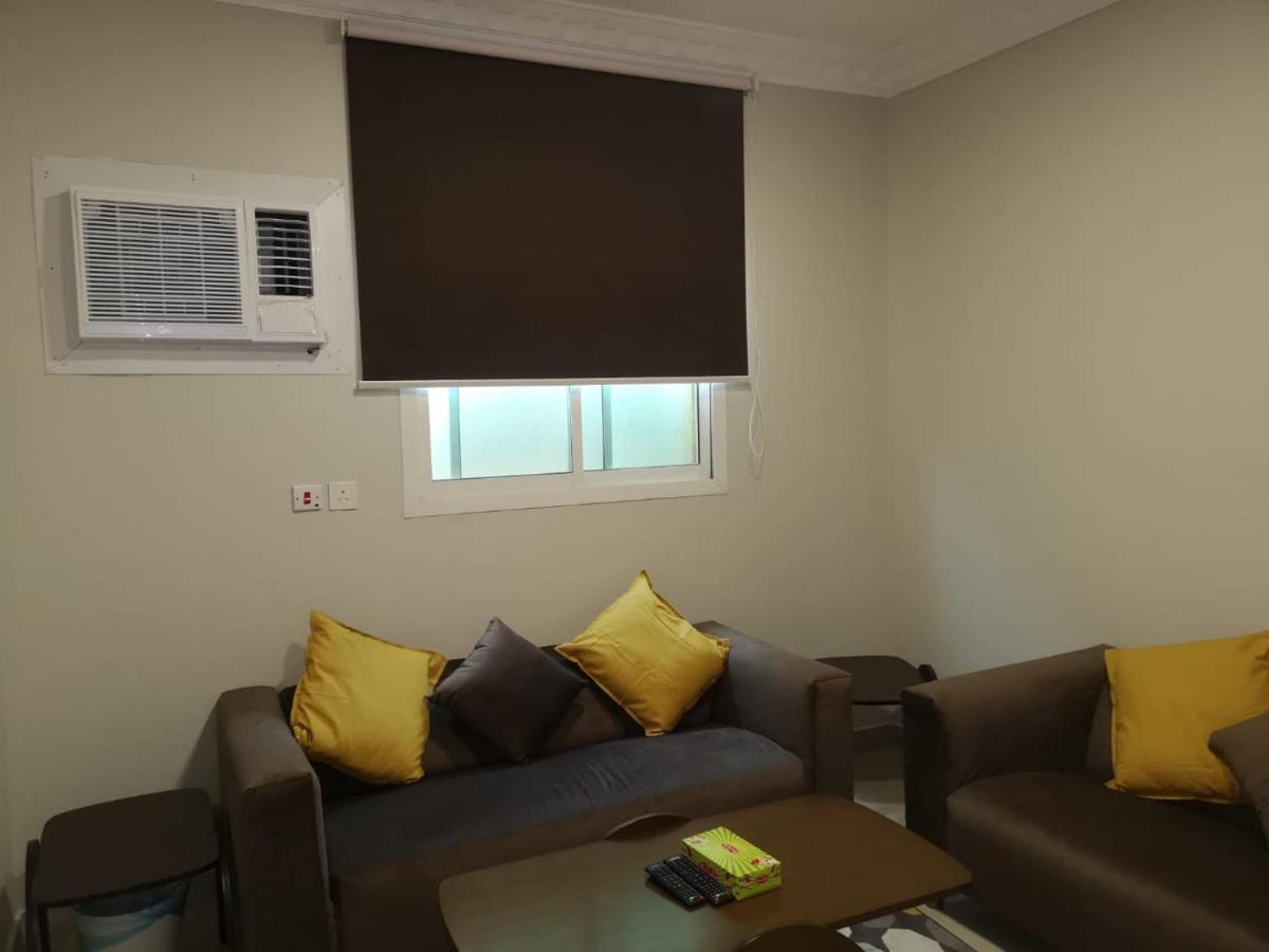 Nozol Al Toot Furnished Units Aparthotel Riaad Buitenkant foto