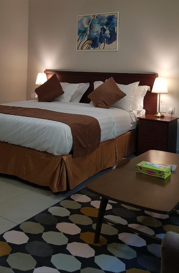 Nozol Al Toot Furnished Units Aparthotel Riaad Buitenkant foto