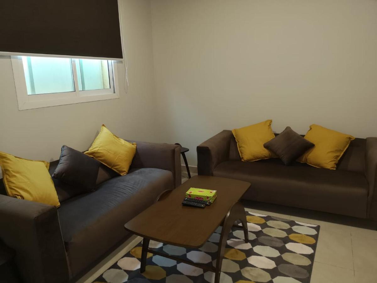 Nozol Al Toot Furnished Units Aparthotel Riaad Buitenkant foto