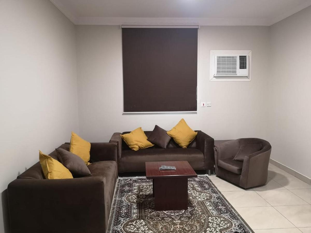 Nozol Al Toot Furnished Units Aparthotel Riaad Buitenkant foto